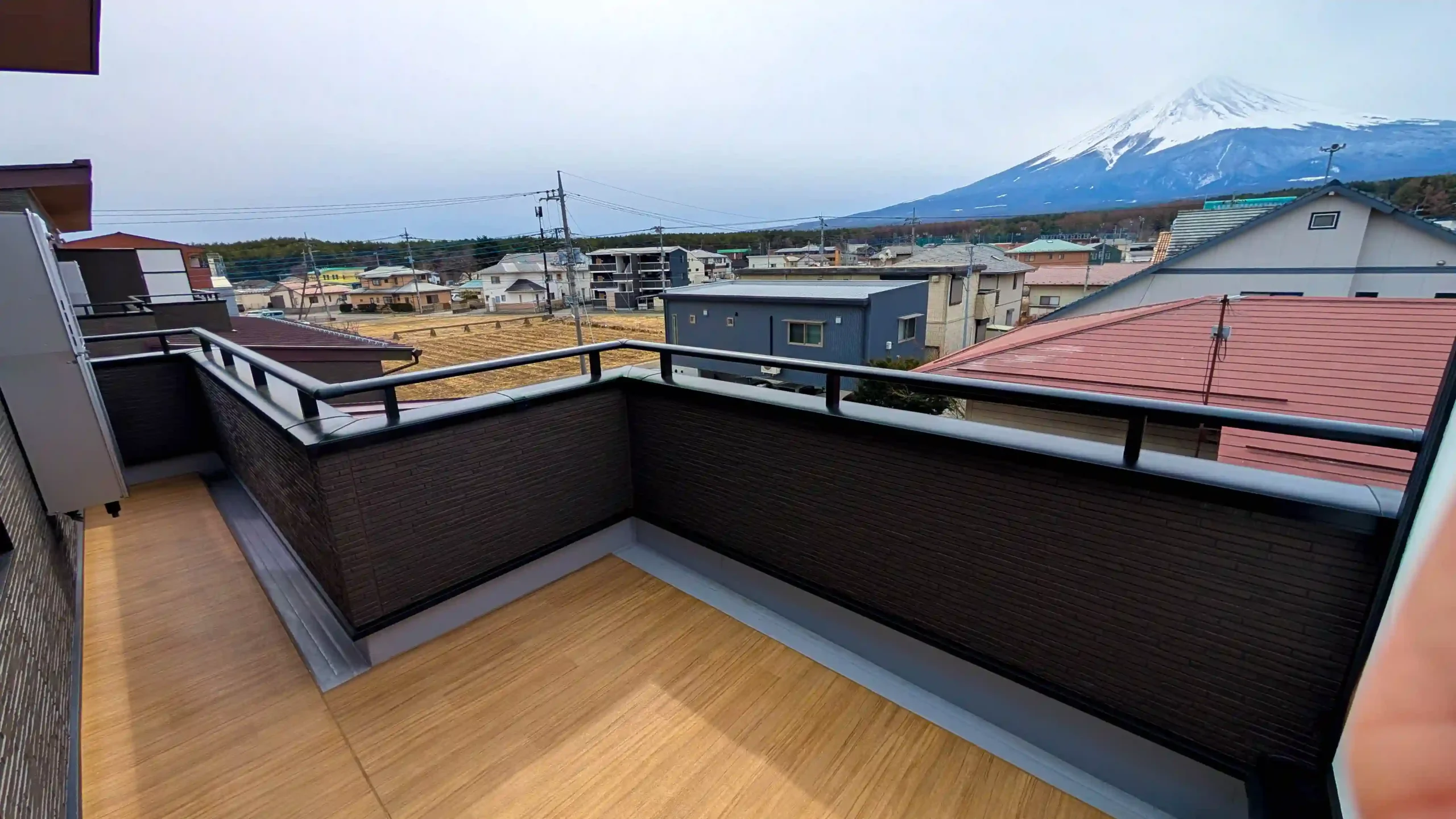 空と富士山の景色