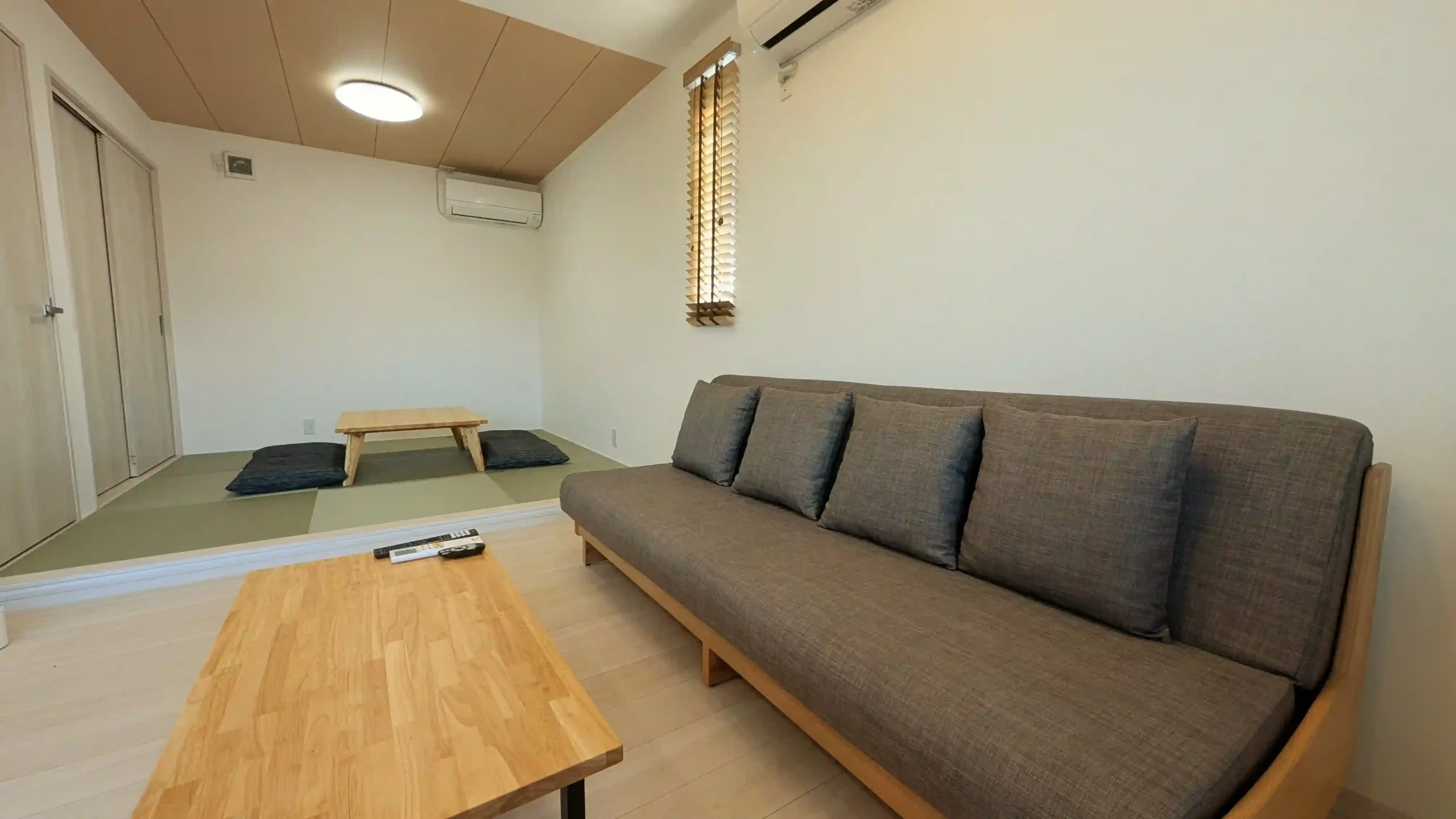 天空の富士テラスの家具とインテリア