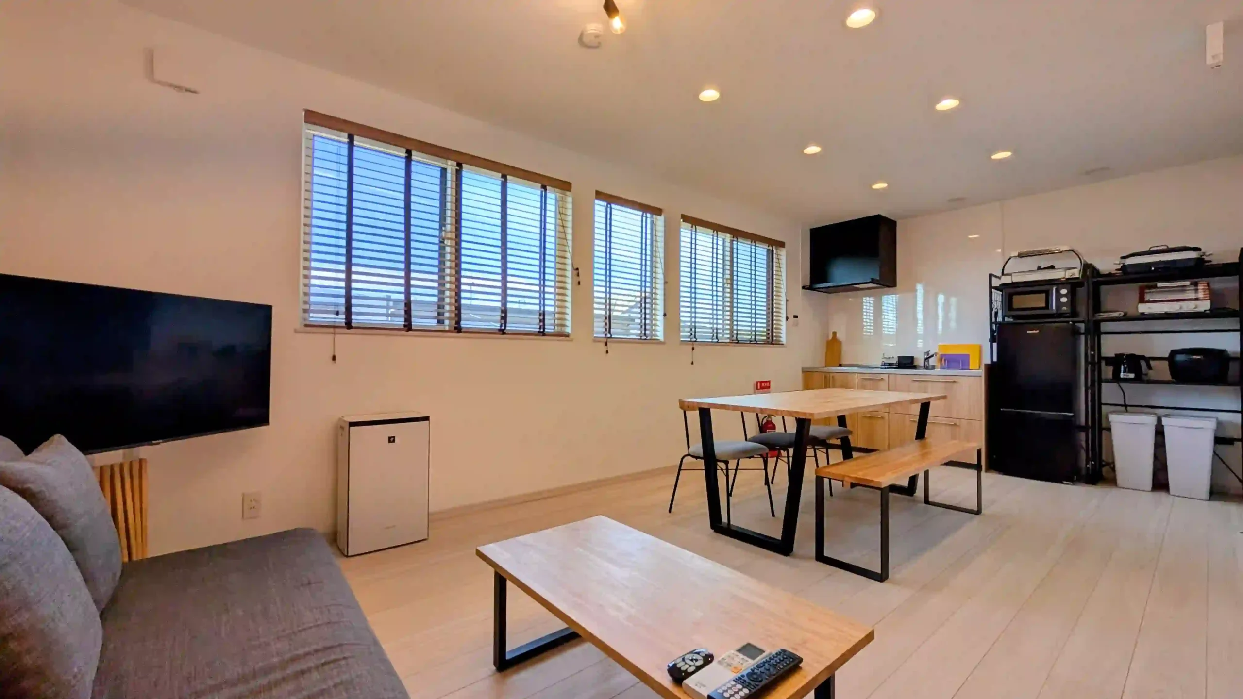 天空の富士テラスのリビングダイニング