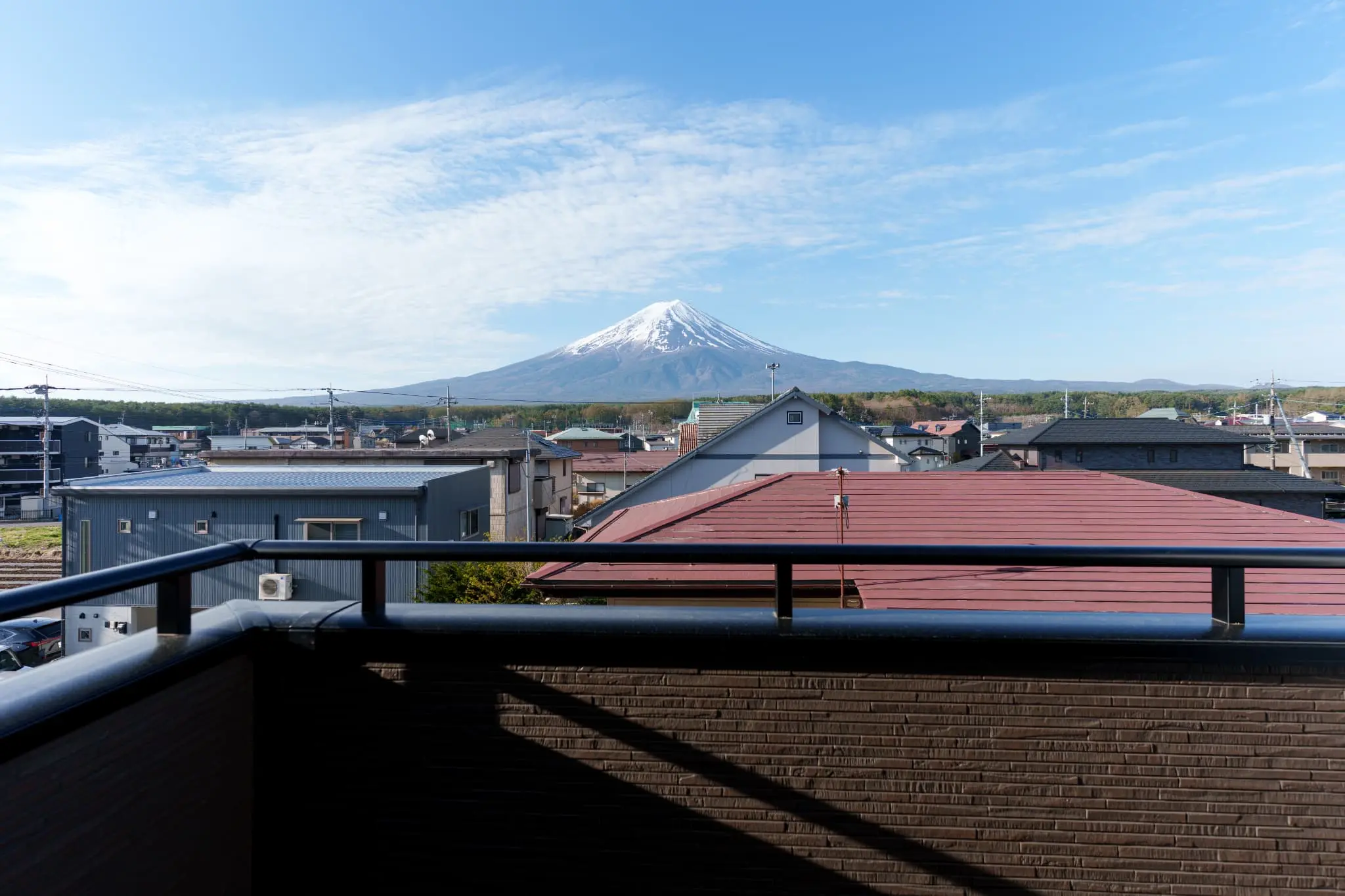 天空のソラテラスの3階バスルームとテラス